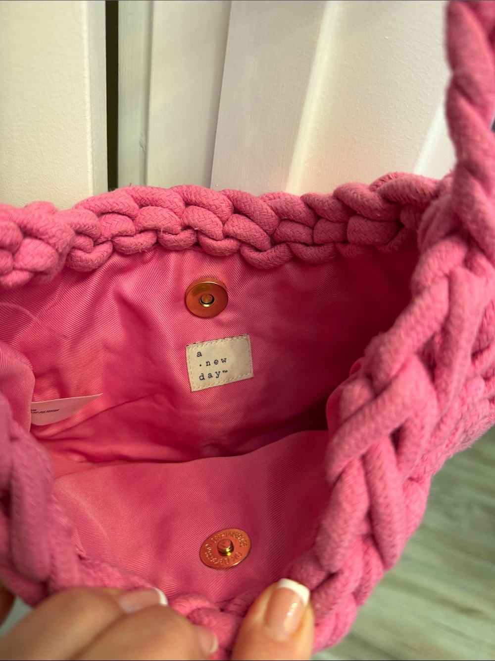 a new day Braided Crochet Shoulder Bag in Bright Pink - Picture 2 of 4